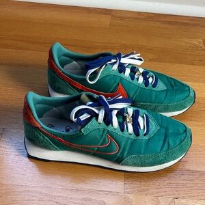 Nike Waffle Trainer 2 in the "First Use - Green Noise" colorway